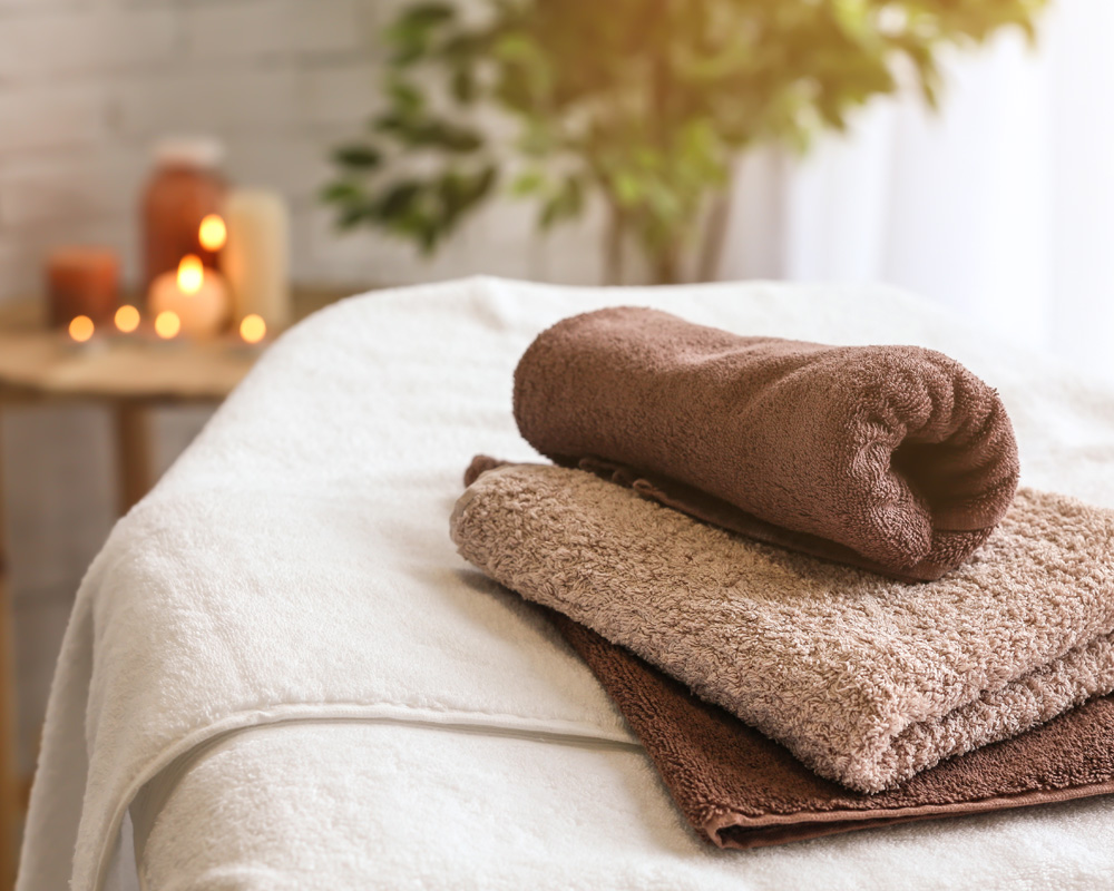 massage near Motor City 