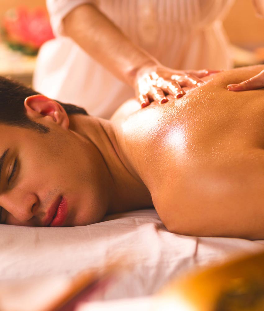 Best Massage Center in Motor City 